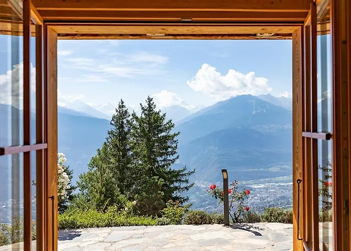 Quiet With Extraordinary View Vila